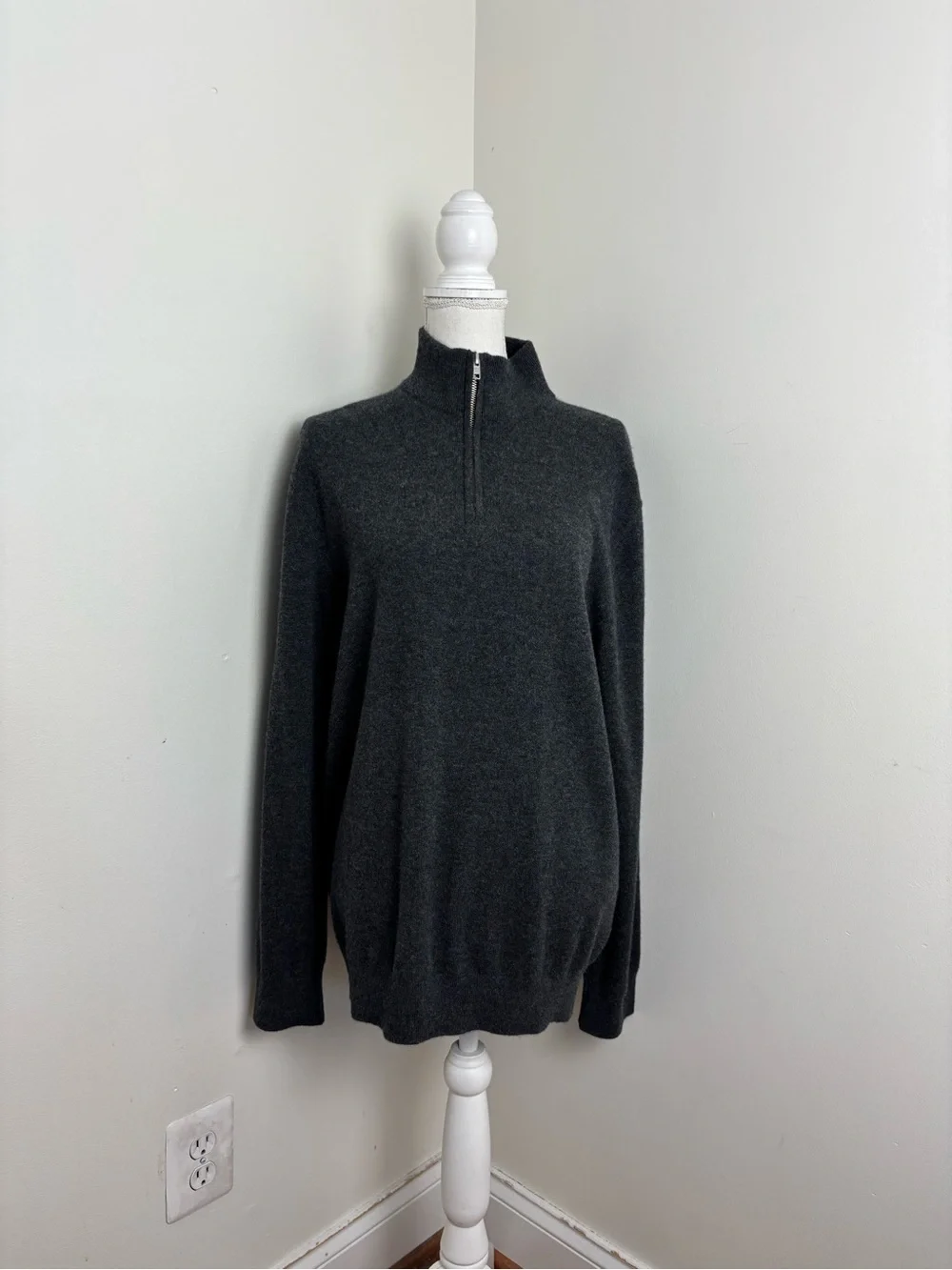 Quince Mongolian Cashmere Quarter Zip Sweater In Charcoal Size Large
